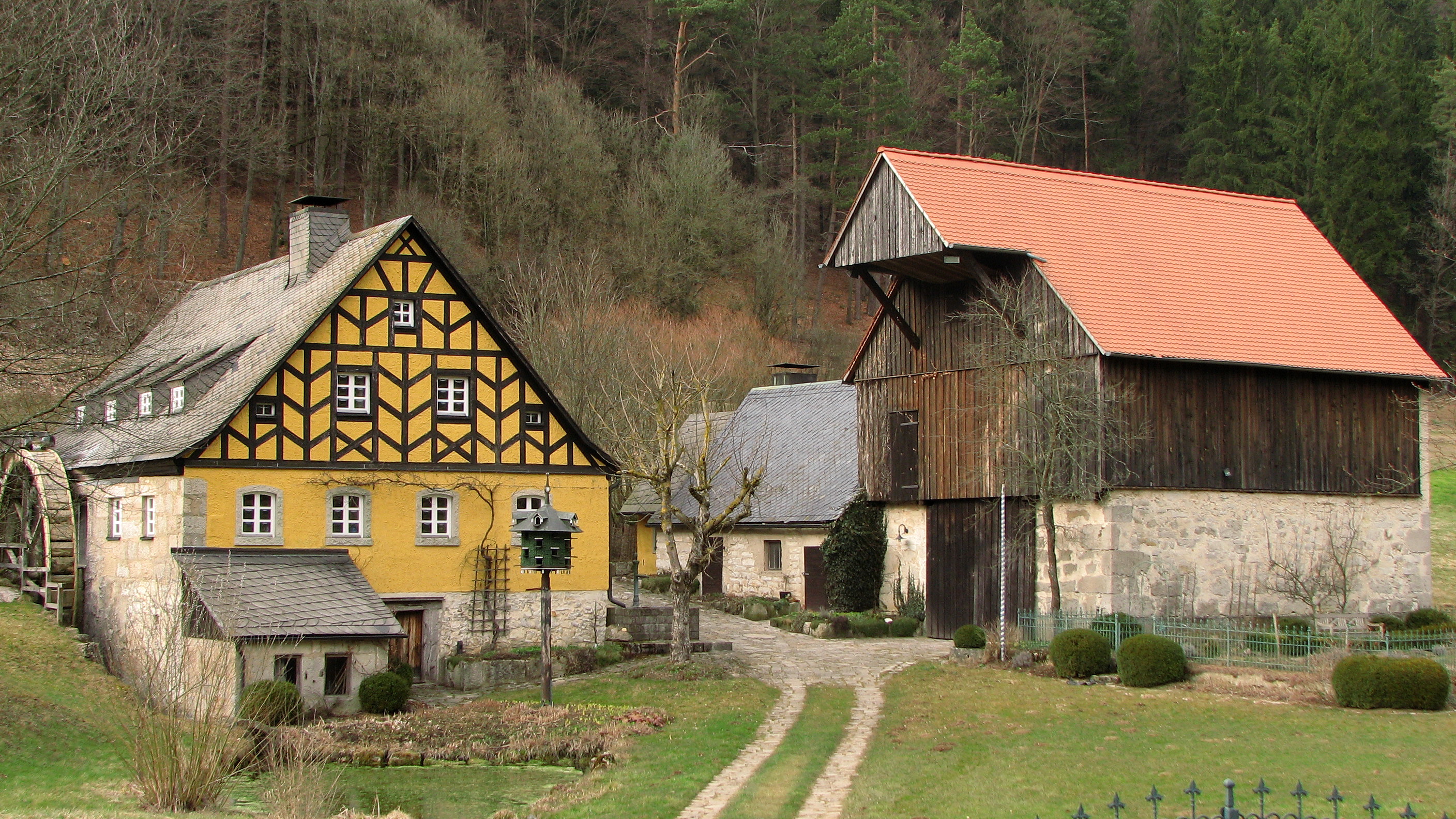 Wagnerstadt Bayreuth und Fränkische Schweiz - Festspielhaus